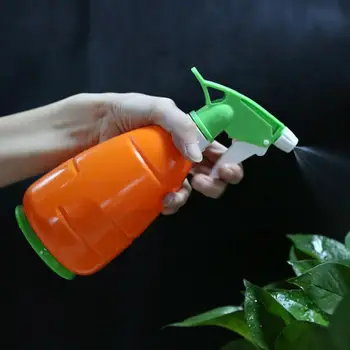 450ml Praktické Zalievanie Hrniec Mini Spray Fľaša Non-slip Ľahko sa Čistí Roztomilý Mrkva Tvarované Zalievanie Sprej