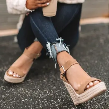 Dámske Topánky Sandále Na Platforme